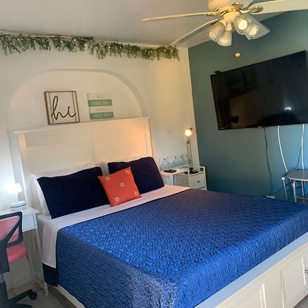 Mini Studio: 10 Min/Siesta Key/Private Entrance/ ซาราโซตา ภายนอก รูปภาพ