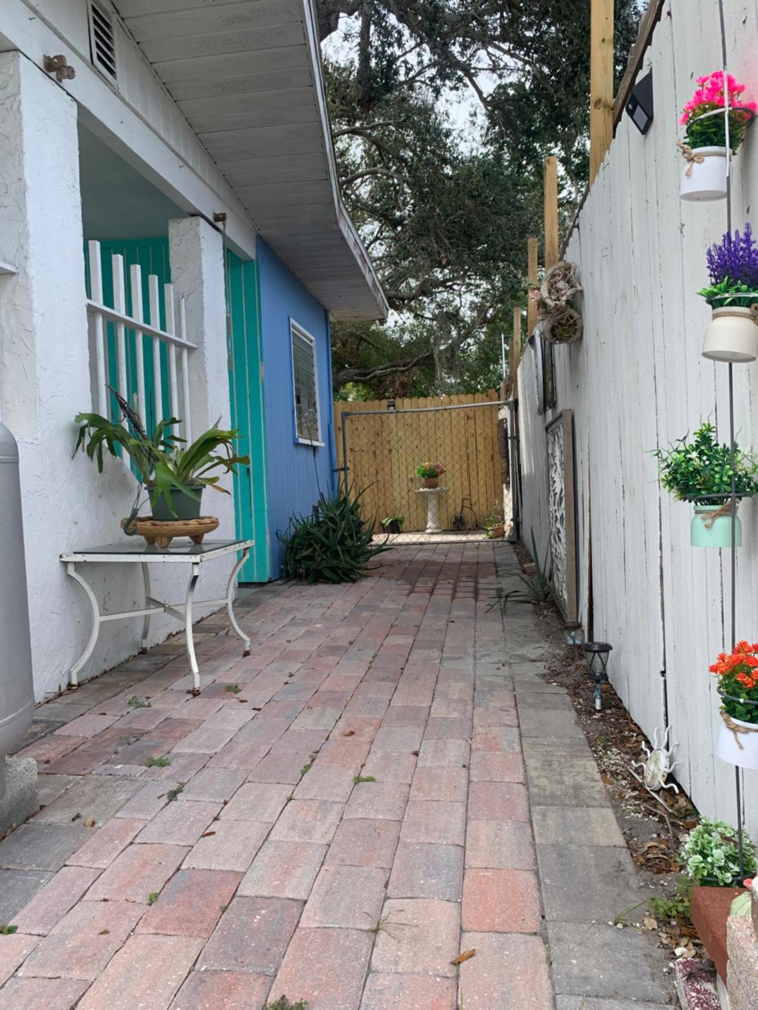 Mini Studio: 10 Min/Siesta Key/Private Entrance/ ซาราโซตา ภายนอก รูปภาพ